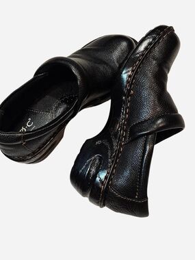 b.o.c. Black Women's Leather Clogs with Contrast Stitch Size 8